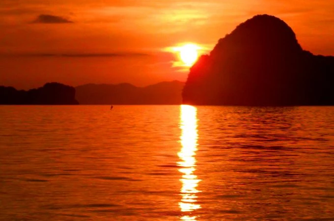 Sunset Kayaking at Tha-lane Bay + BBQ Dinner | Best Sunset in Thailand