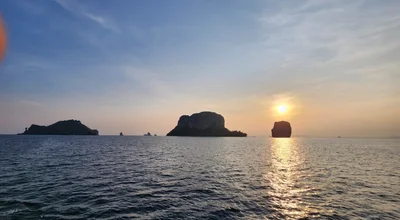 7 Islands + Sunset Tour with BBQ Dinner by Longtail Boat