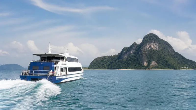 Ferry Koh Lanta to Phuket: Times, Tips & Booking Guide
